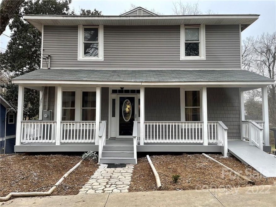 146 E Bell St, Statesville, NC 28677 - photo 1