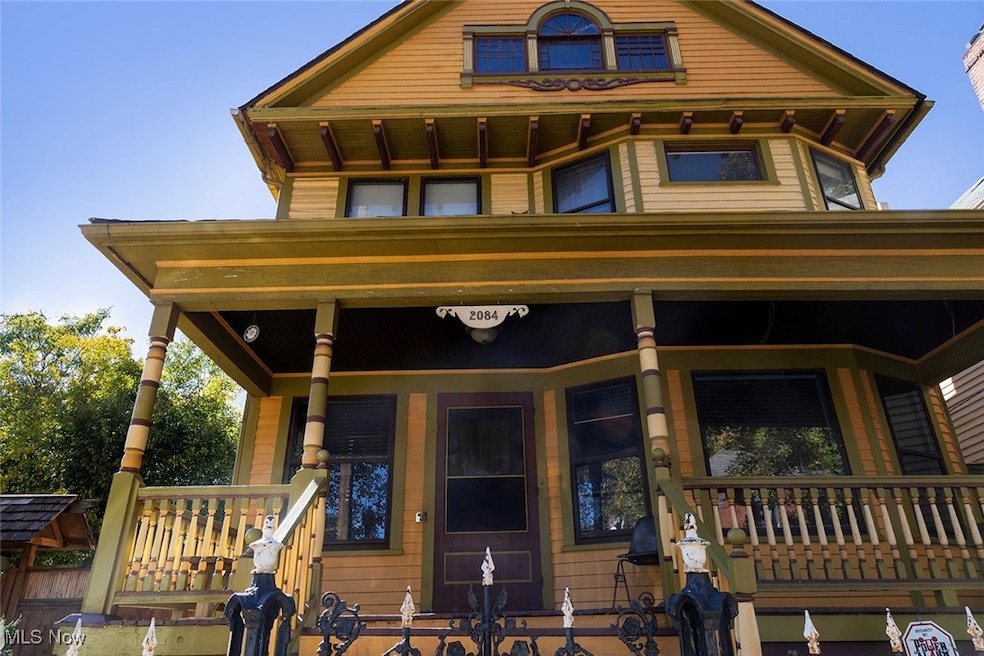 Under Contract $490,000