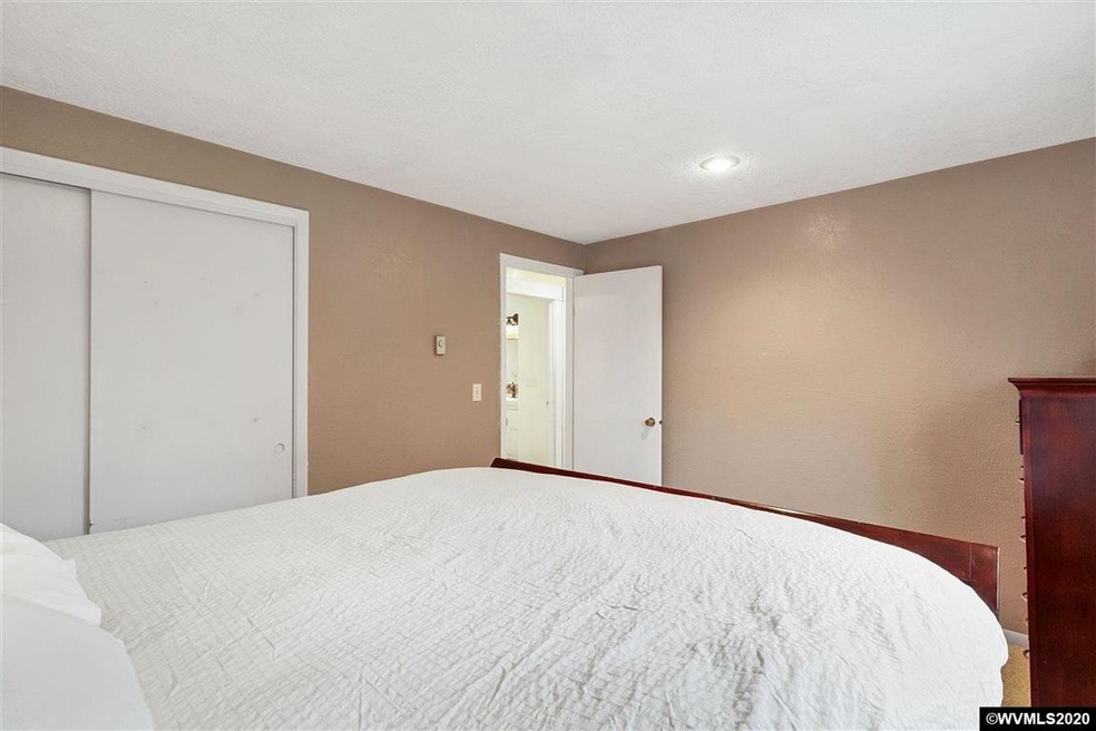 1194 Kamet Ct NE, Keizer, OR 97303 - photo 1