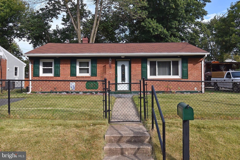 189 Martin Dr, Manassas Park, VA 20111 - photo 1