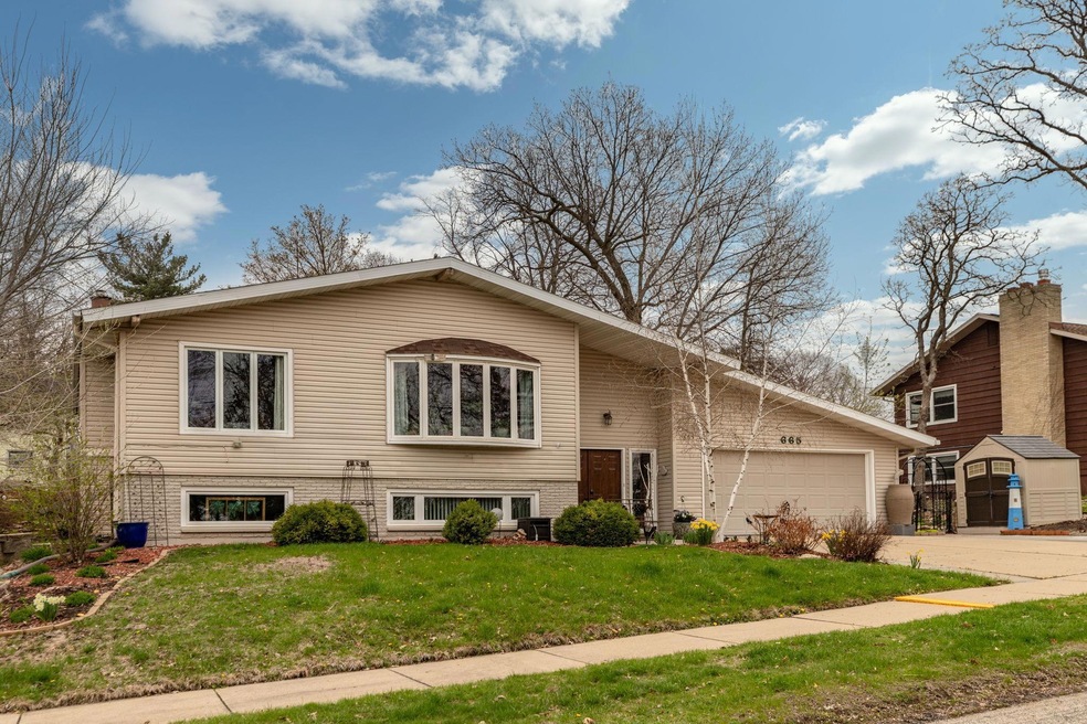 Sold $419,900 • Co-Listing Agent