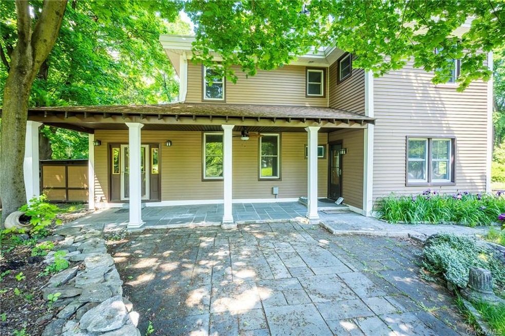 65 Furnace Dock Rd unit 1F, Croton On Hudson, NY 10520 - photo 1