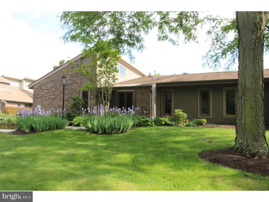 147 Uxbridge, Cherry Hill, NJ 08034 - photo 1