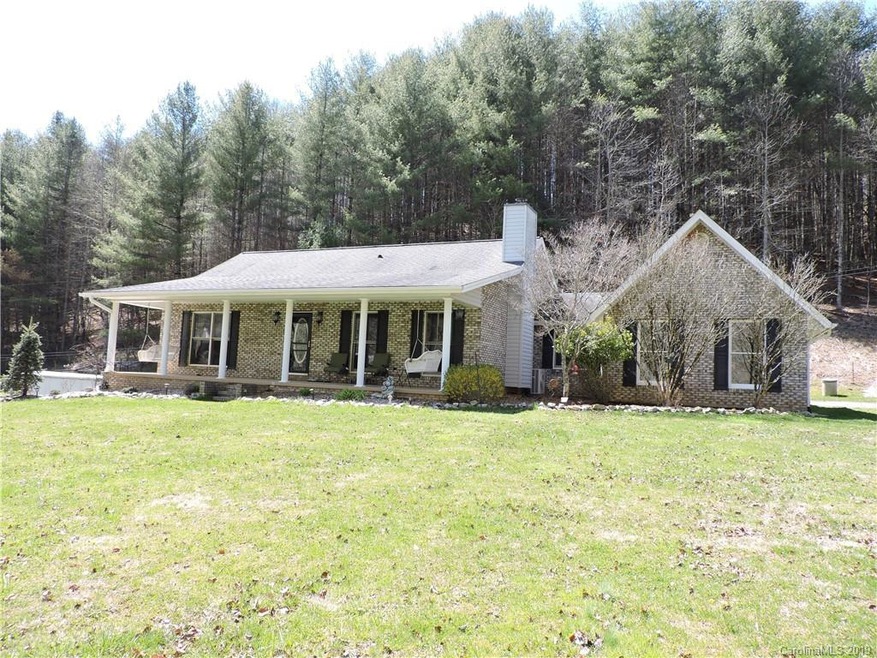 505 Jr Pate Rd, Burnsville, NC 28714 - photo 1