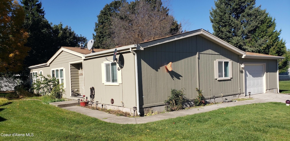 Front and side of home30_103916