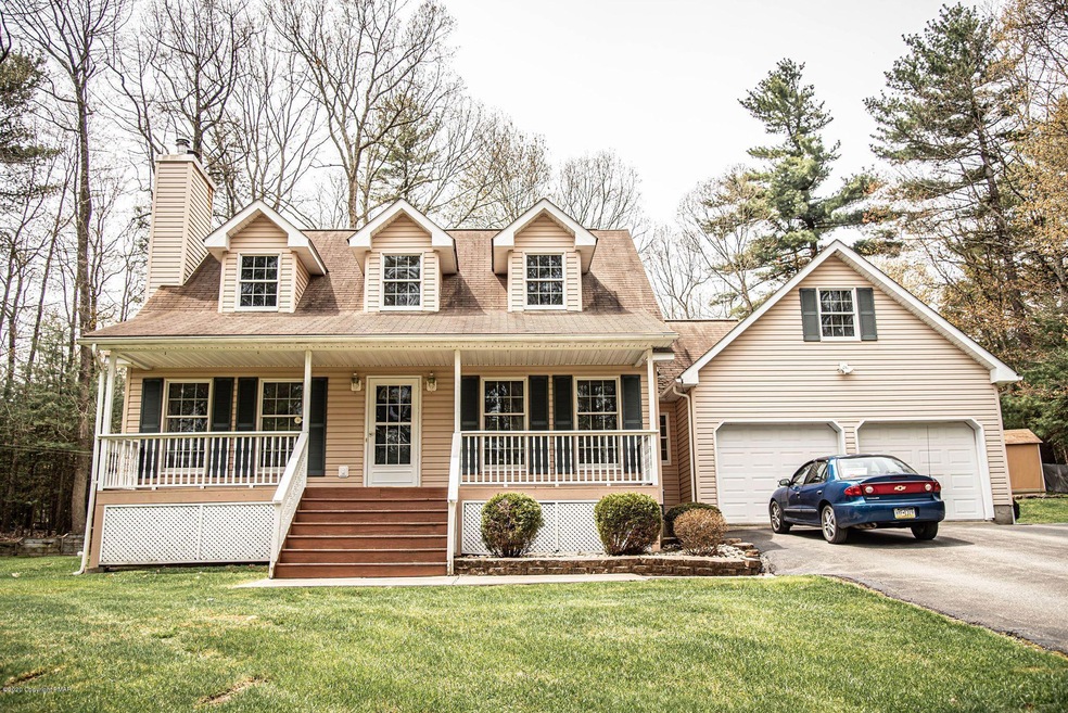 712 Raven Ct, Stroudsburg, PA 18360 - photo 1