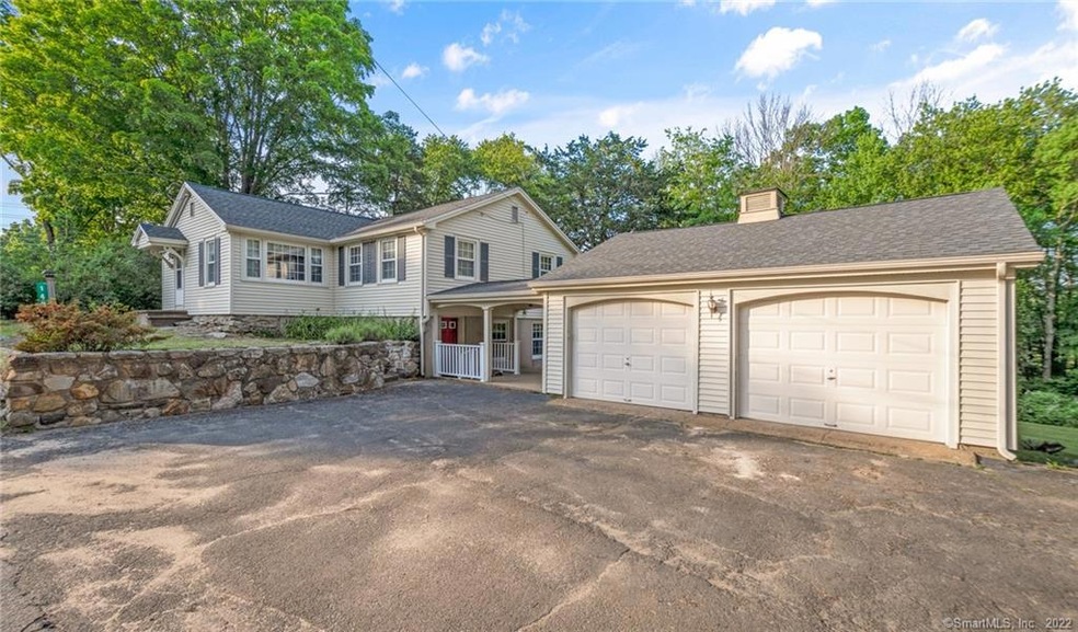 140 West St, Columbia, CT 06237 - photo 1