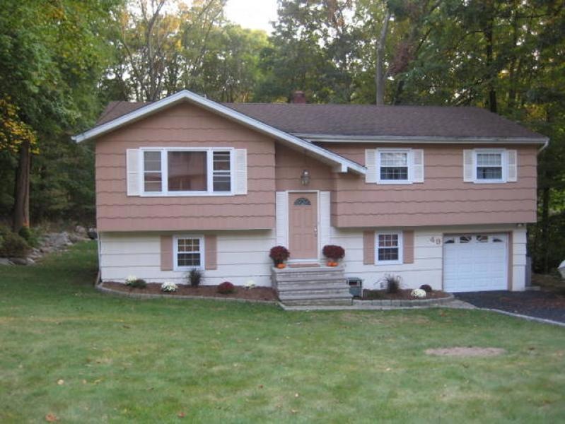 49 Roger Ct, Ringwood, NJ 07456 - photo 1