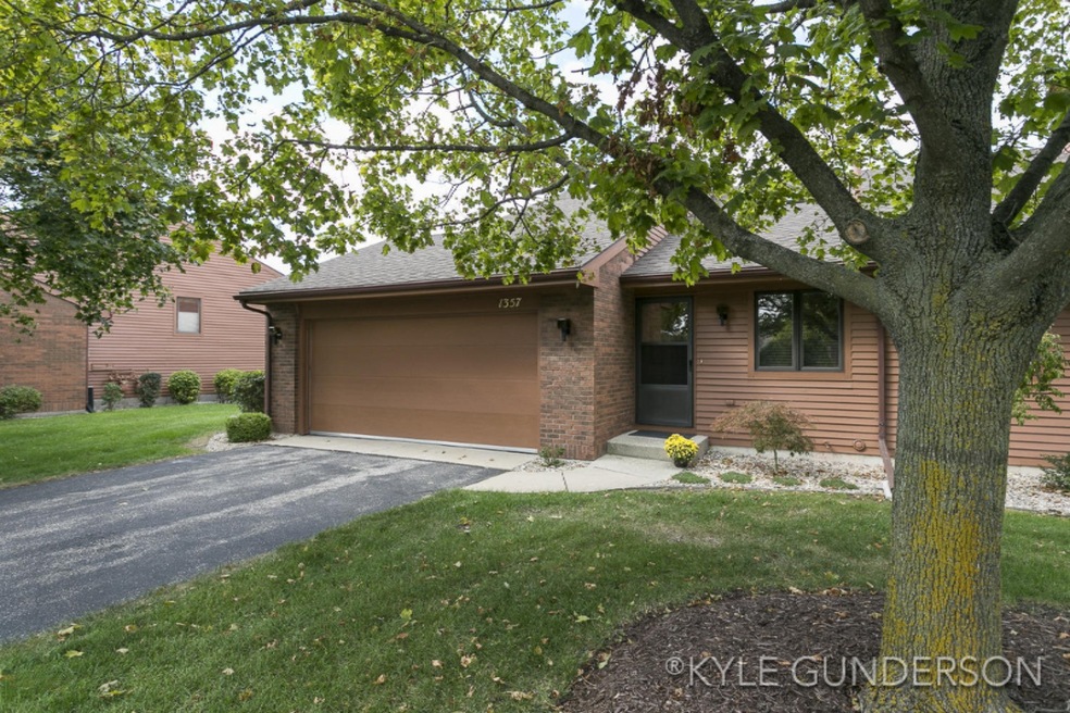 1357 Bent Tree Ct Driveway 3