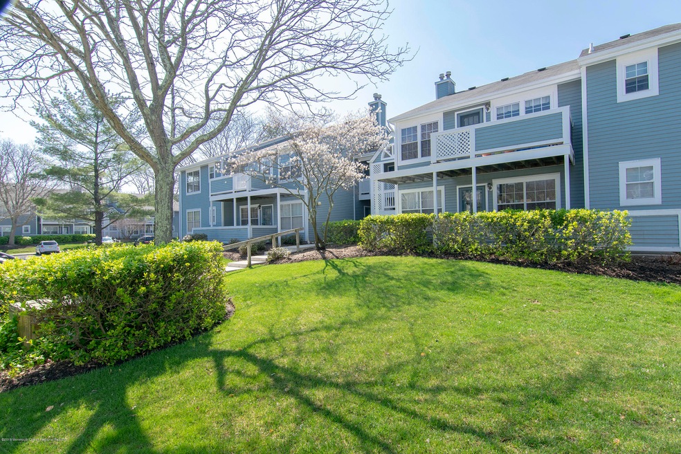 362 Sequoia Ct, Howell, NJ 07731 - photo 1