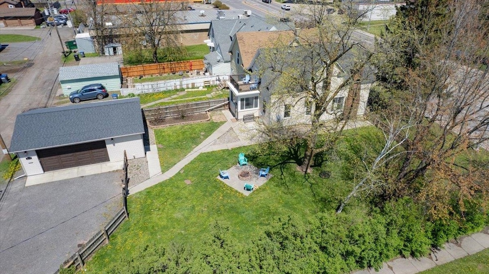 2127 Tower Ave, Superior, WI 54880 - photo 1