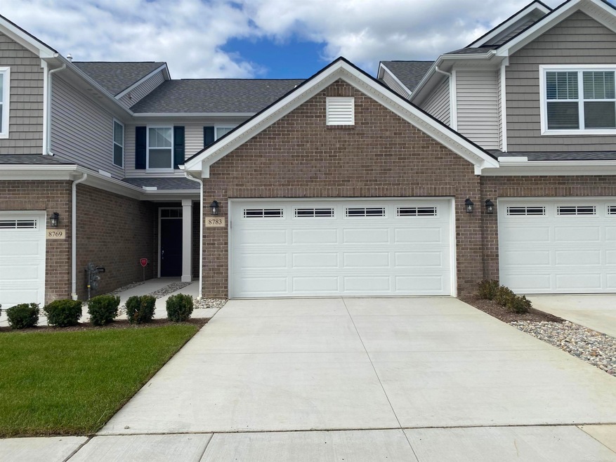 8783 Pioneer St, Washington Township, MI 48094 - photo 1