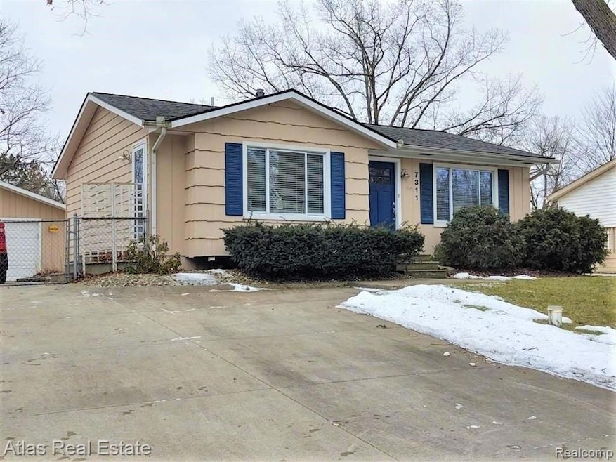 7311 Redriff Terrace, West Bloomfield, MI 48323 - photo 1