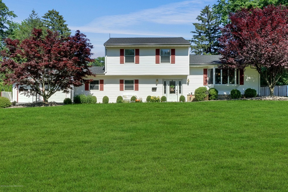 142 Cherry Tree Ln, Middletown, NJ 07748 - photo 1