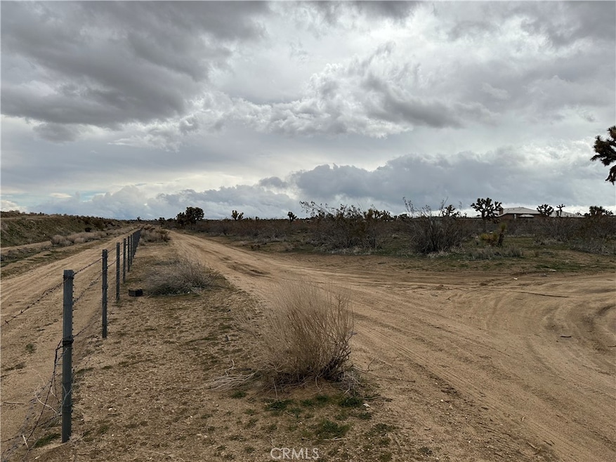 17 Smith, Phelan, CA 92371 - photo 1