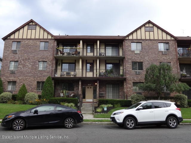 120 Devon Loop unit 12, Staten Island, NY 10314 - photo 1