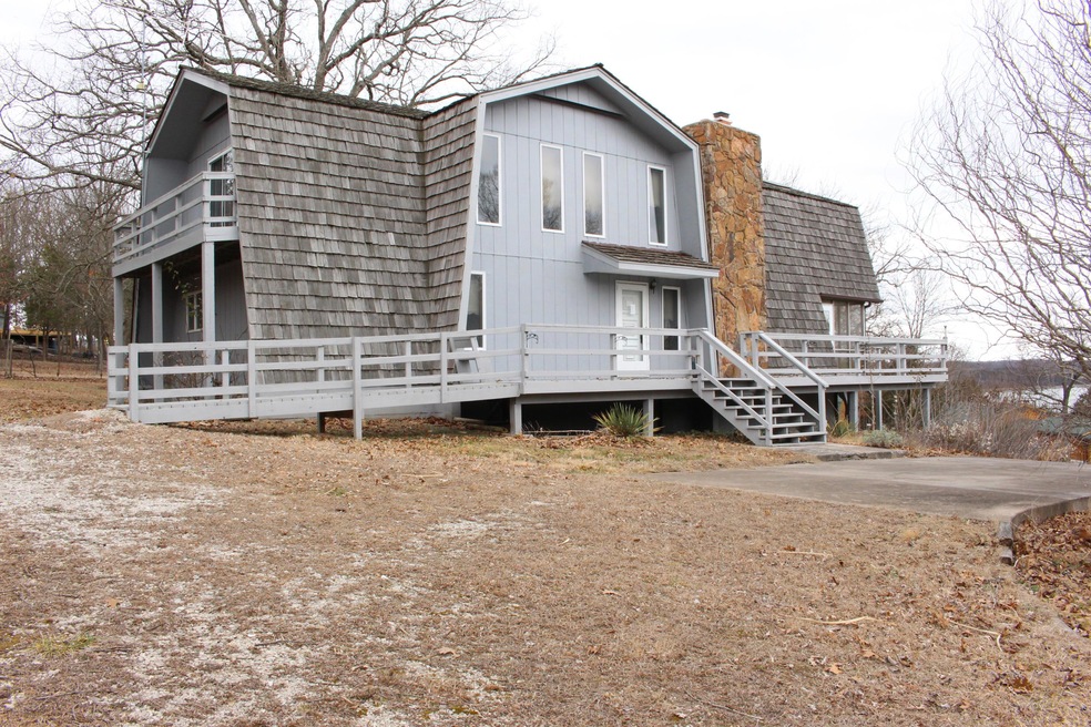 Spacious lakeview home on 1+ acre