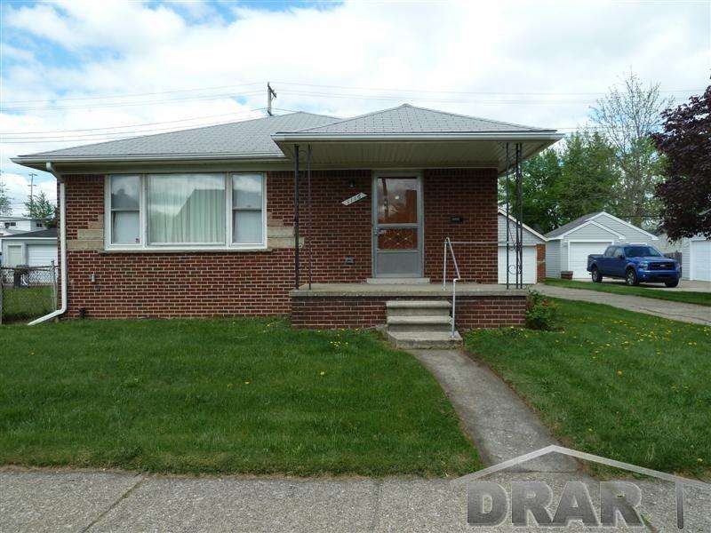 ENJOY THE COMFORT AND BEAUTY OF THIS SOLID BRICK R