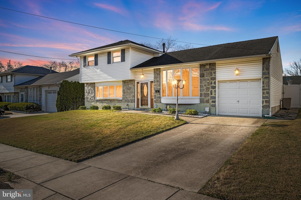 233 Roberts Ave, Bellmawr, NJ 08031 - photo 1