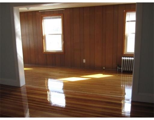 262 Billings Rd unit 2, Quincy, MA 02170 - photo 1