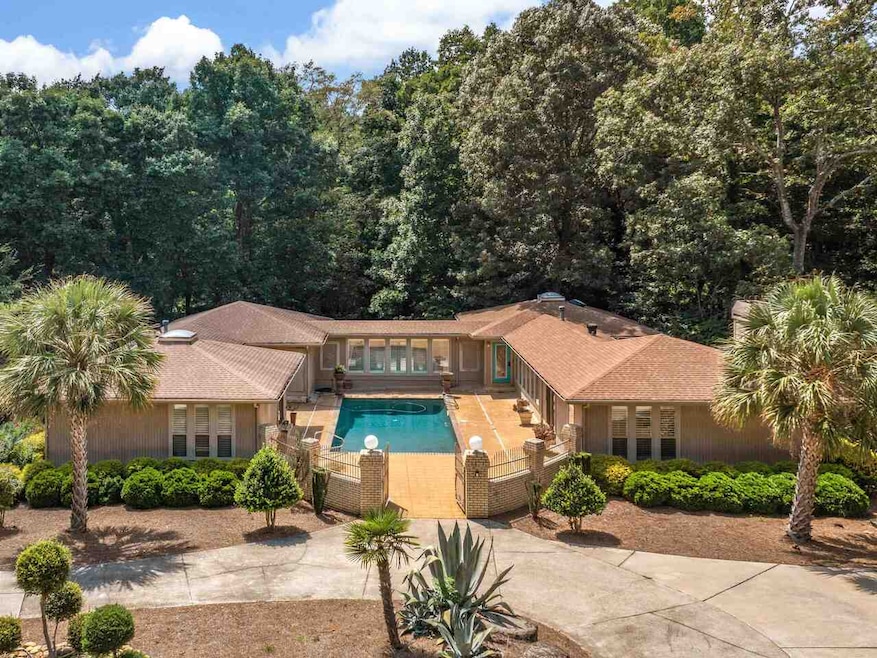 8945 Emerald Ct, Jonesboro, GA 30236 - photo 1