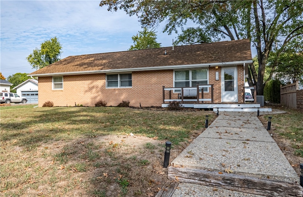 1010 E 3rd St, Pana, IL 62557 - photo 1