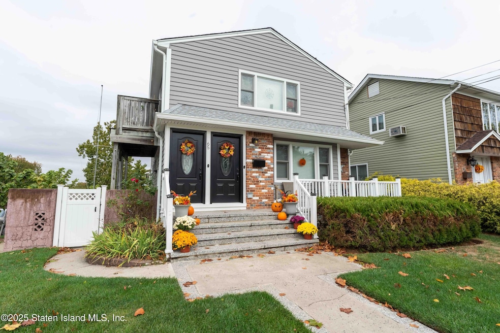 65 E Scranton Ave, Staten Island, NY 10308 - photo 1