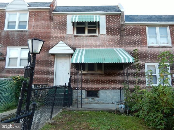 210 Golf Rd, Darby, PA 19023 - photo 1