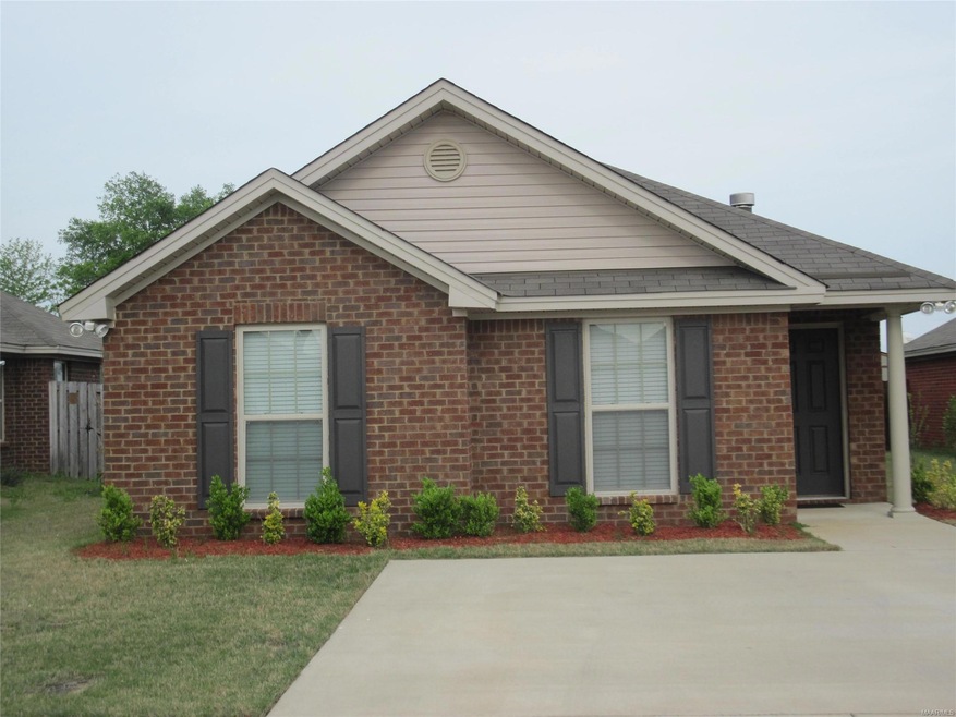 1820 Cotton Blossom Way, Prattville, AL 36067 - photo 1