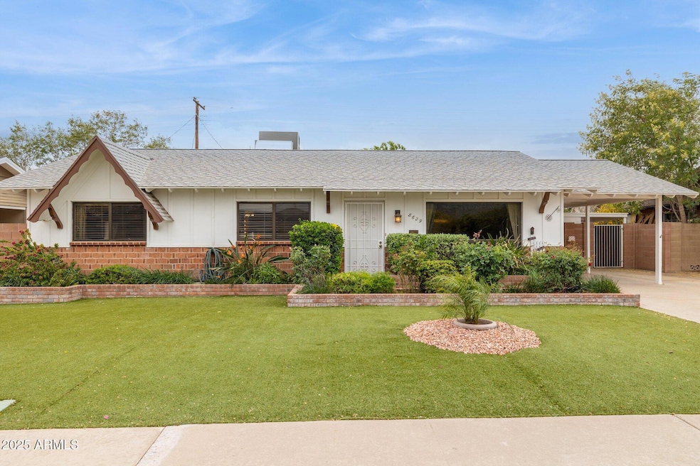 3-web-or-mls-8629-e-cambridge-ave