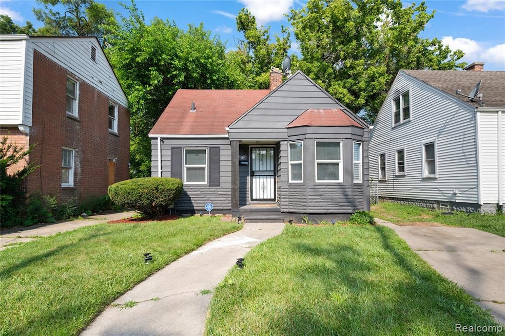 For Sale $120,000 • Co-Listing Agent