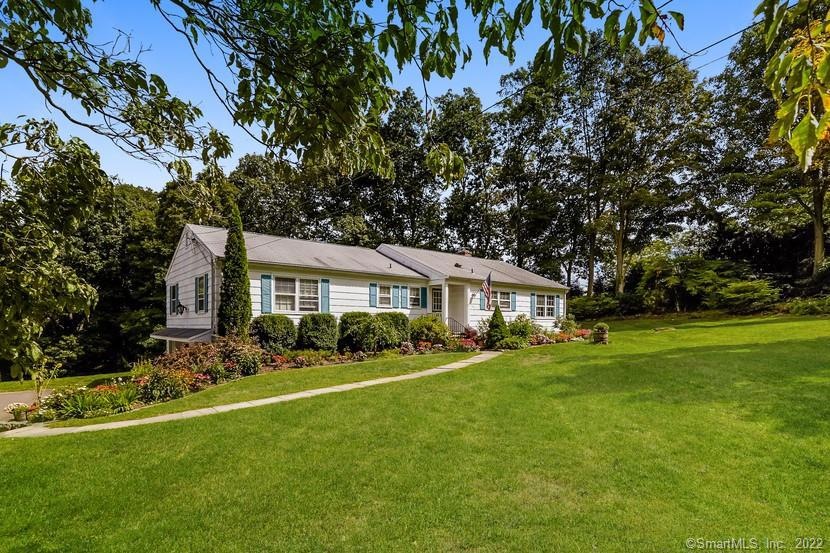 102 Drum Hill Rd, Wilton, CT 06897 - photo 1