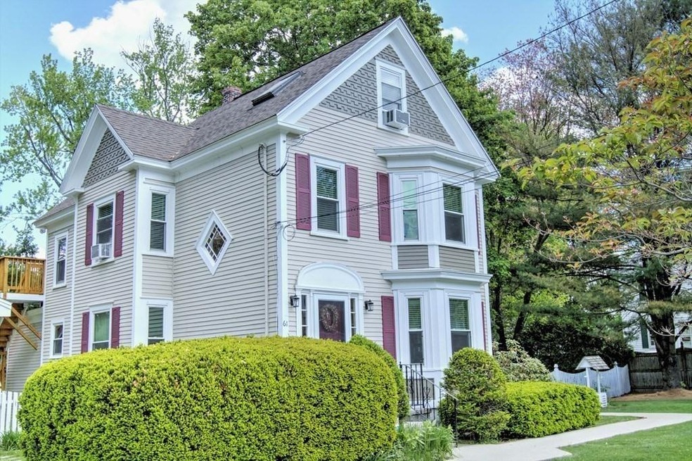 61 Dunstable Rd unit 2, North Chelmsford, MA 01863 - photo 1