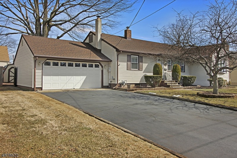 432 Melrose Ave, Middlesex, NJ 08846 - photo 1