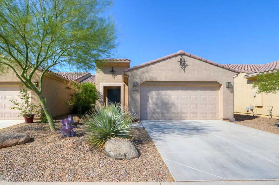 2 Bed, Den, 2 Bath