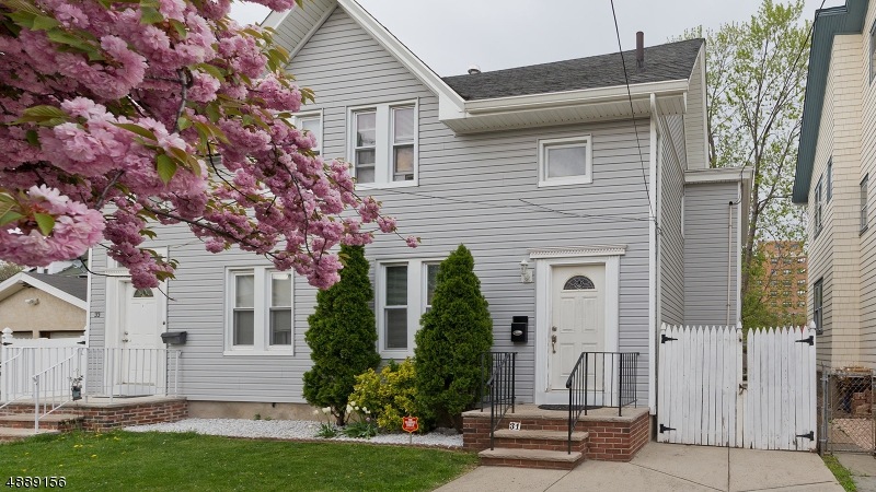 31 Lyon Place, Elizabeth, NJ 07202 - photo 1