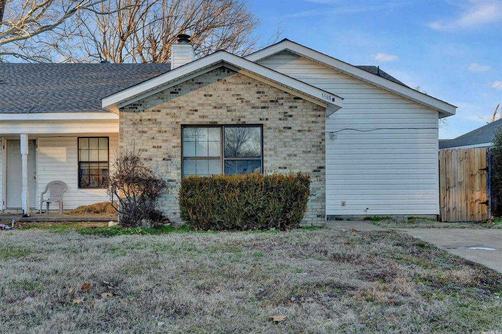 1618 W Matthews Ave, Jonesboro, AR 72401 - photo 1