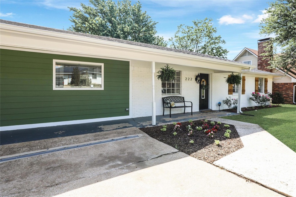 222 Ross Ave, Denison, TX 75020 - photo 1