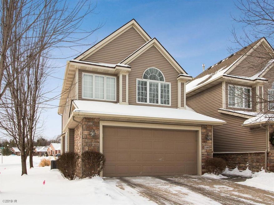 12680 Diamond Ridge Ct, Clive, IA 50325 - photo 1