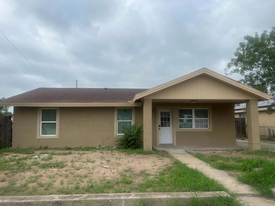 For Rent $1,400/month