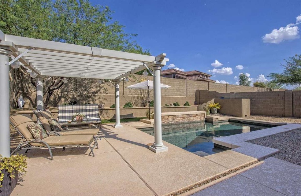 Resort-Like Backyard