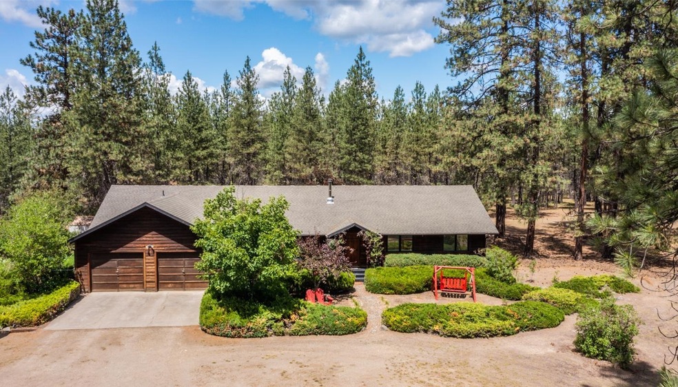 5323 E Quail Ln, Chattaroy, WA 99003 - photo 1