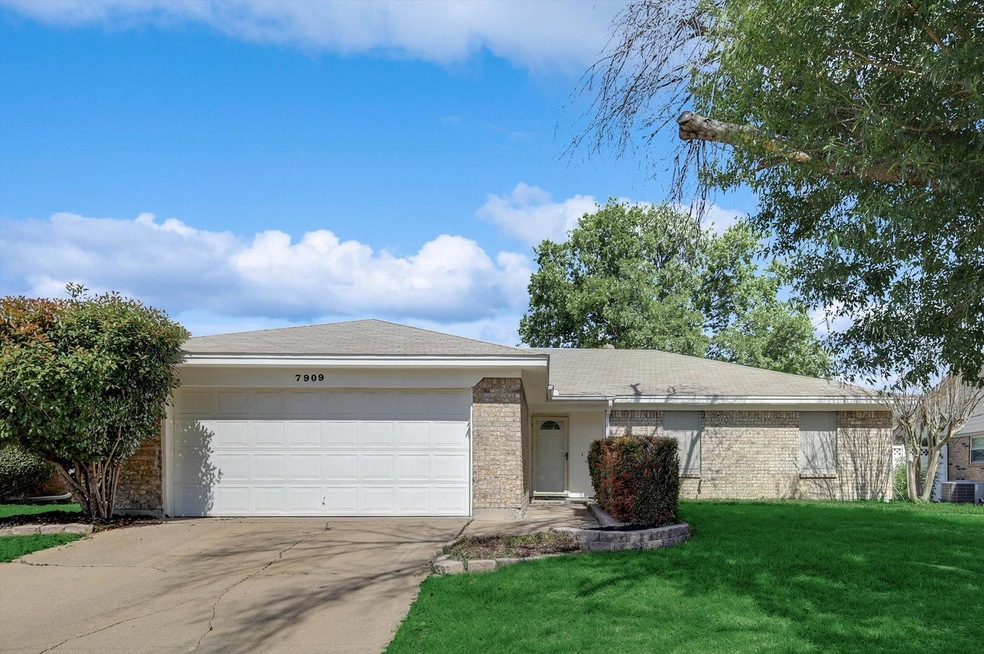 7909 Ulster Dr, North Richland Hills, TX 76180 - photo 1