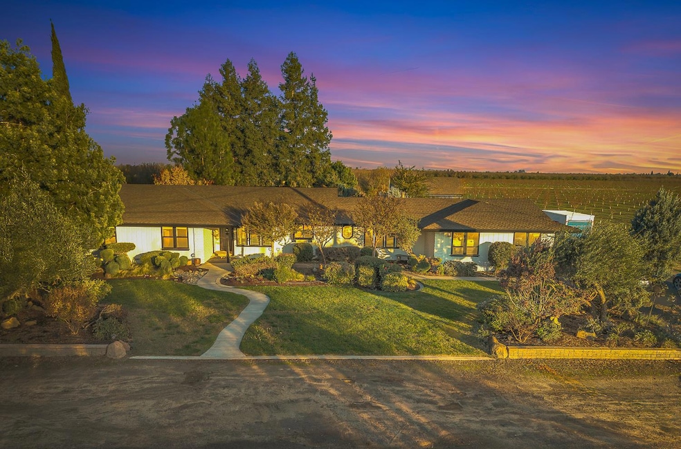 5812 N Walnut Rd, Turlock, CA 95382 - photo 1