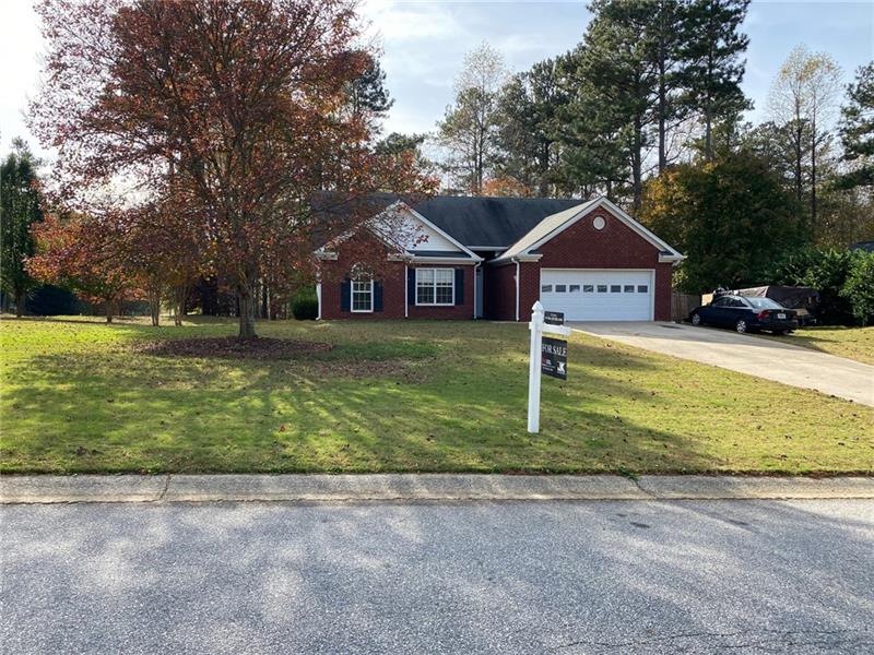 1034 Easy St, Winder, GA 30680 - photo 1