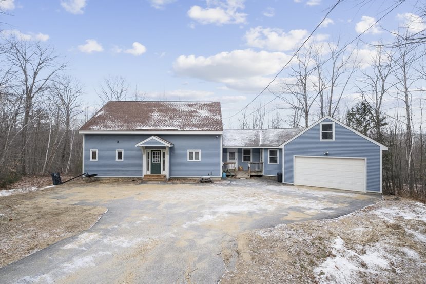 238 Pinnacle Hill Rd, New Hampton, NH 03256 - photo 1