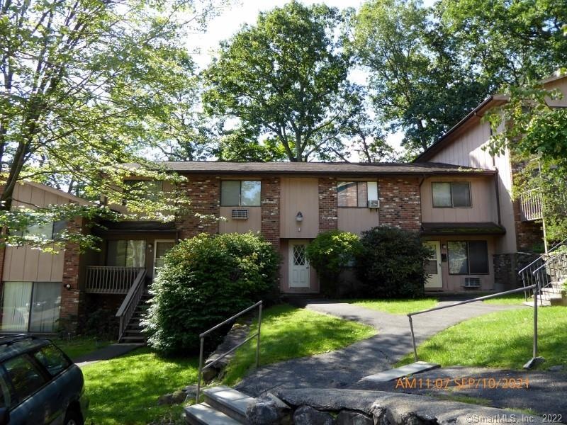 203 Kaynor Dr unit G, Waterbury, CT 06708 - photo 1