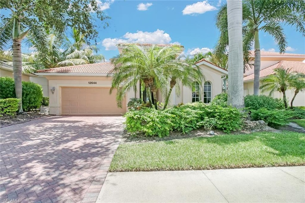 12644 Biscayne Ct, Naples, FL 34105 - photo 1