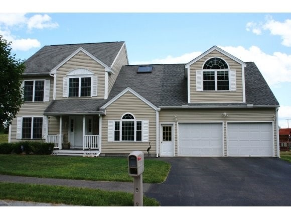 4 Souhegan Dr, Nashua, NH 03063 - photo 1