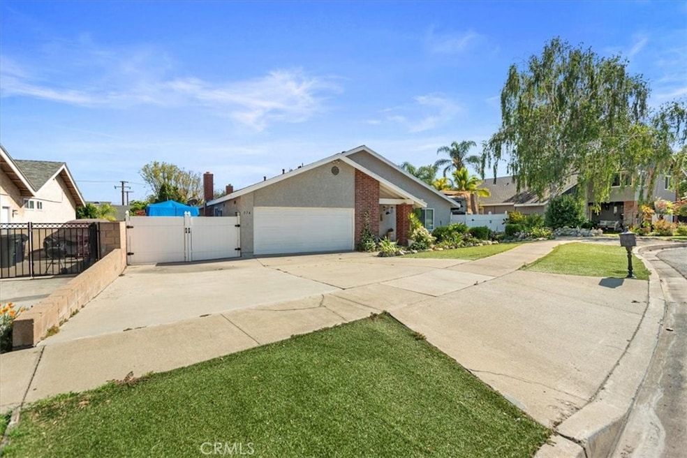 574 Helena Ct, Upland, CA 91786 - photo 1